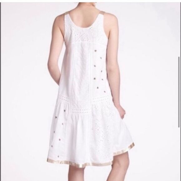 EUC ANTHROPOLOGIE LEIFNOTES white Eyelet Gold Beaded Swing Dress Sz 4 - Picture 1 of 12
